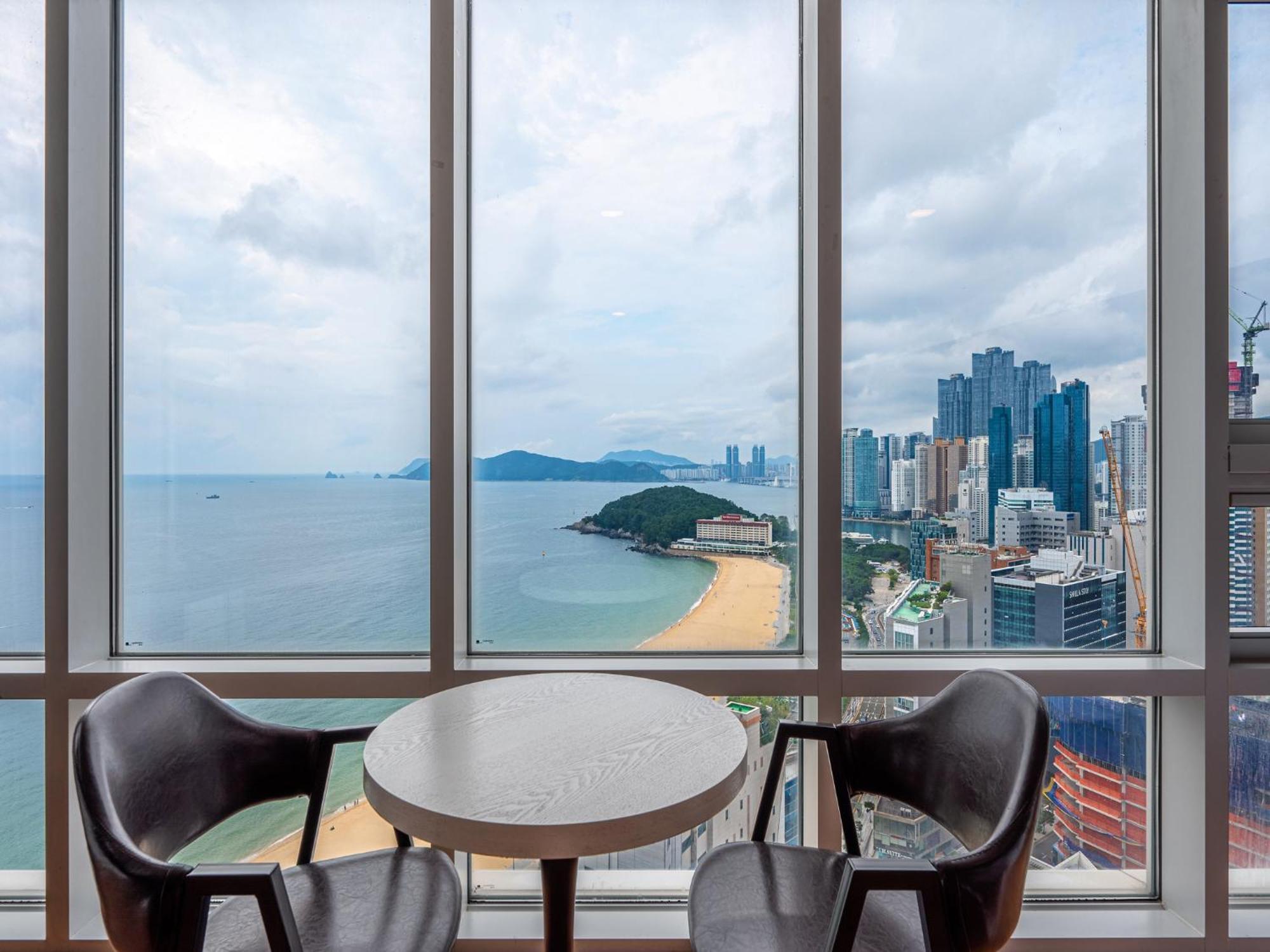 Haeundae Seacloud Hotel Residence Busan Exterior photo